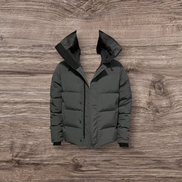 Canada Goose Macmillan Black Badge Size L - Picture 1 of 6